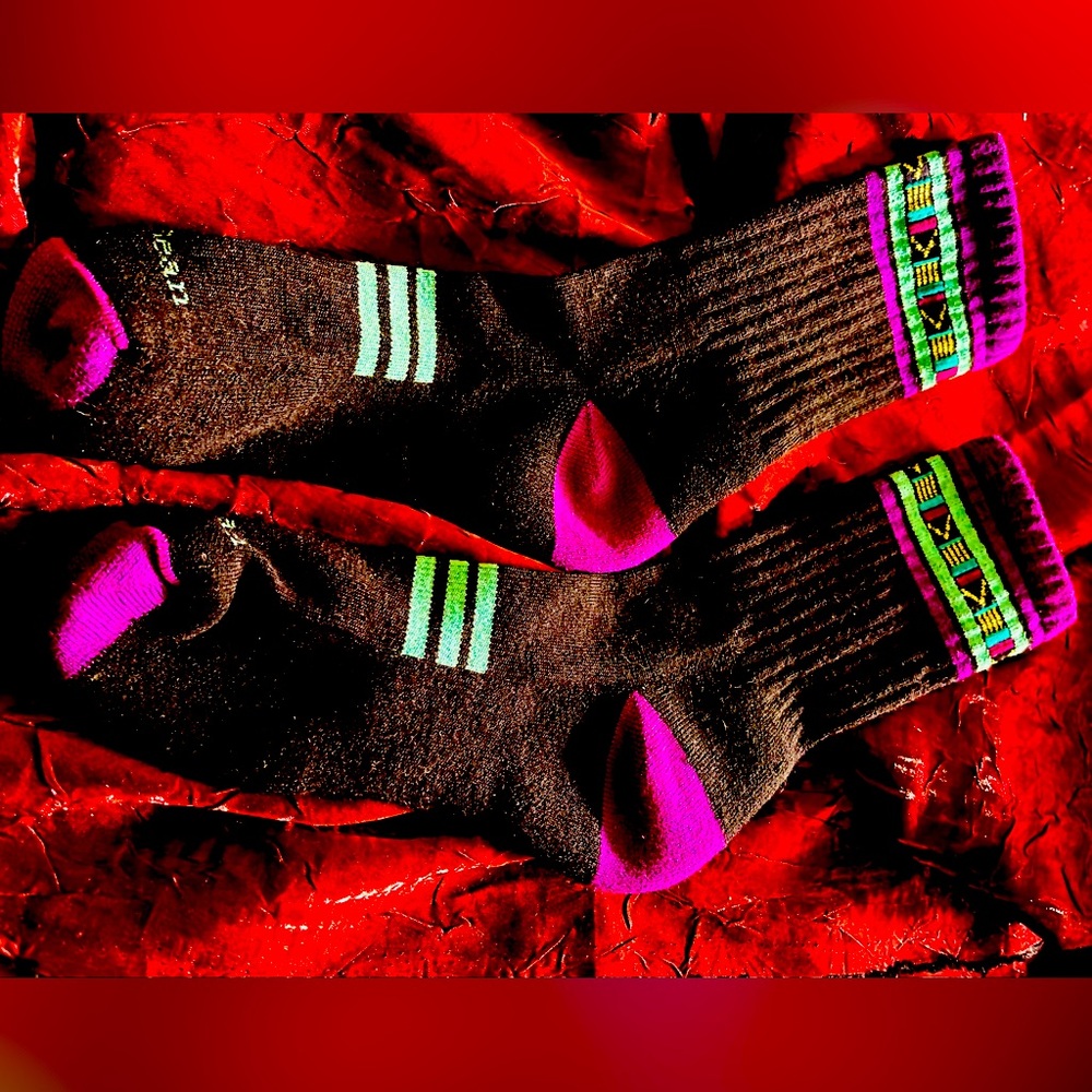 LL Bean authentic wool hiking socks w/racing stripes & fuchsia toe/heel accents